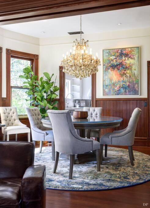 Upscale Downtown Home Walk To Beach Shops Bars 2 Santa Barbara Exteriör bild