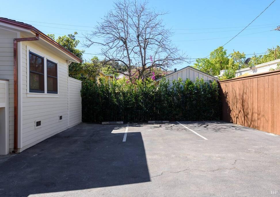 Upscale Downtown Home Walk To Beach Shops Bars 2 Santa Barbara Exteriör bild