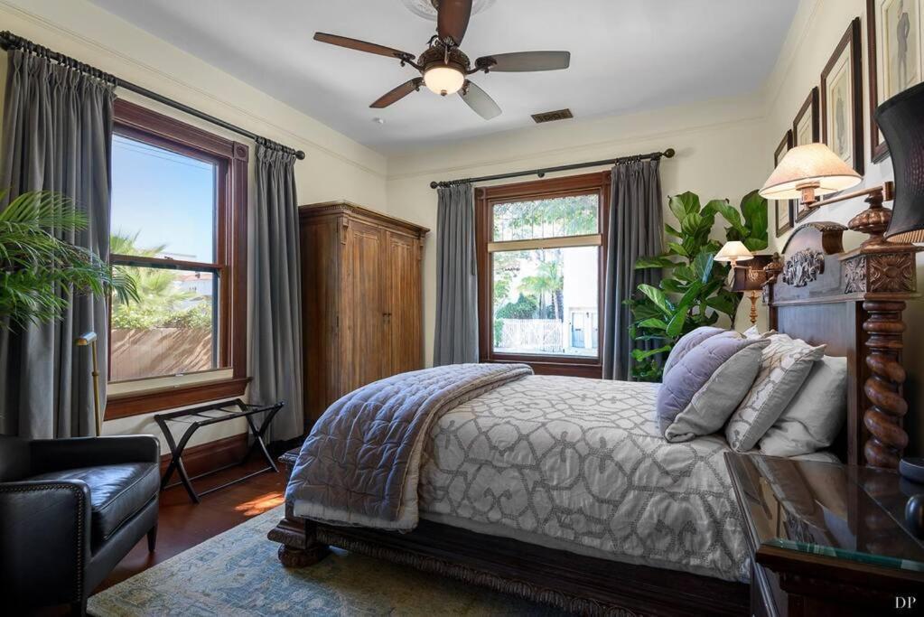 Upscale Downtown Home Walk To Beach Shops Bars 2 Santa Barbara Exteriör bild