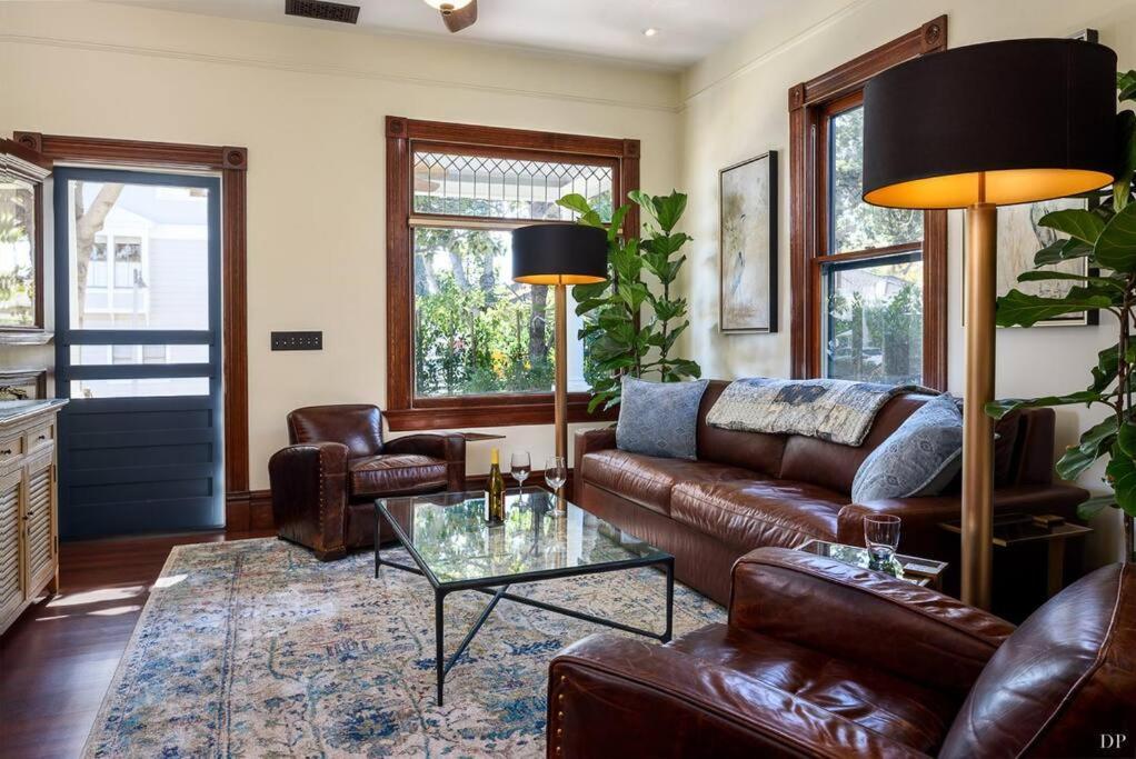 Upscale Downtown Home Walk To Beach Shops Bars 2 Santa Barbara Exteriör bild
