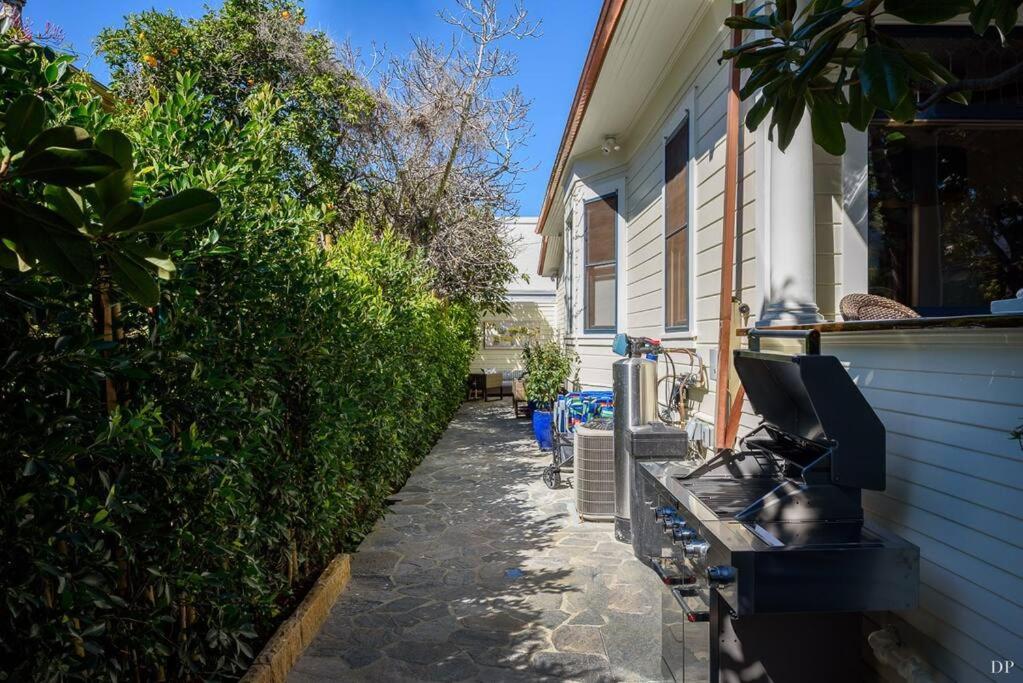 Upscale Downtown Home Walk To Beach Shops Bars 2 Santa Barbara Exteriör bild